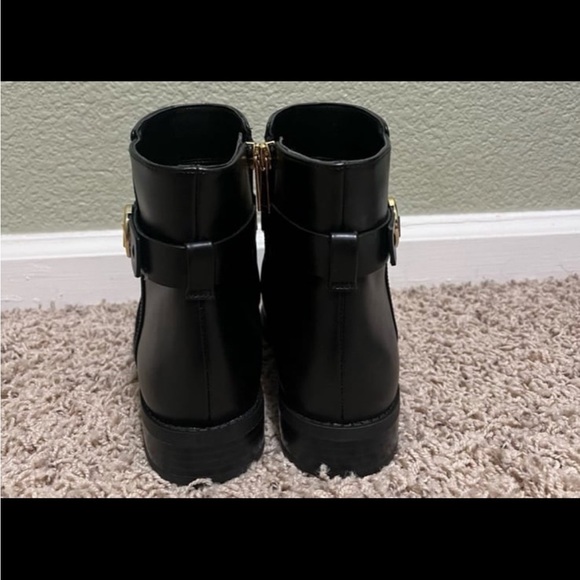 Michael Kors Leather Ankle Boot *NEW* - Picture 4 of 4